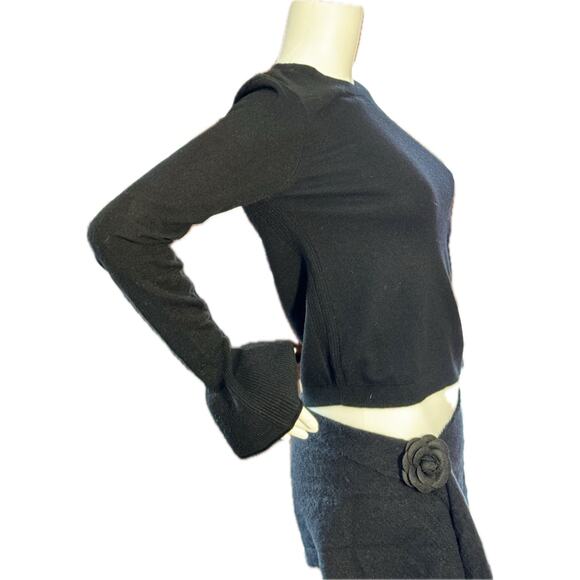 Alice + Olivia Black Crop Bell Sweater - Picture 2 of 7